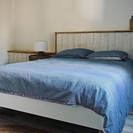 Indépendant Dans Entre Et Maquis * Sisco